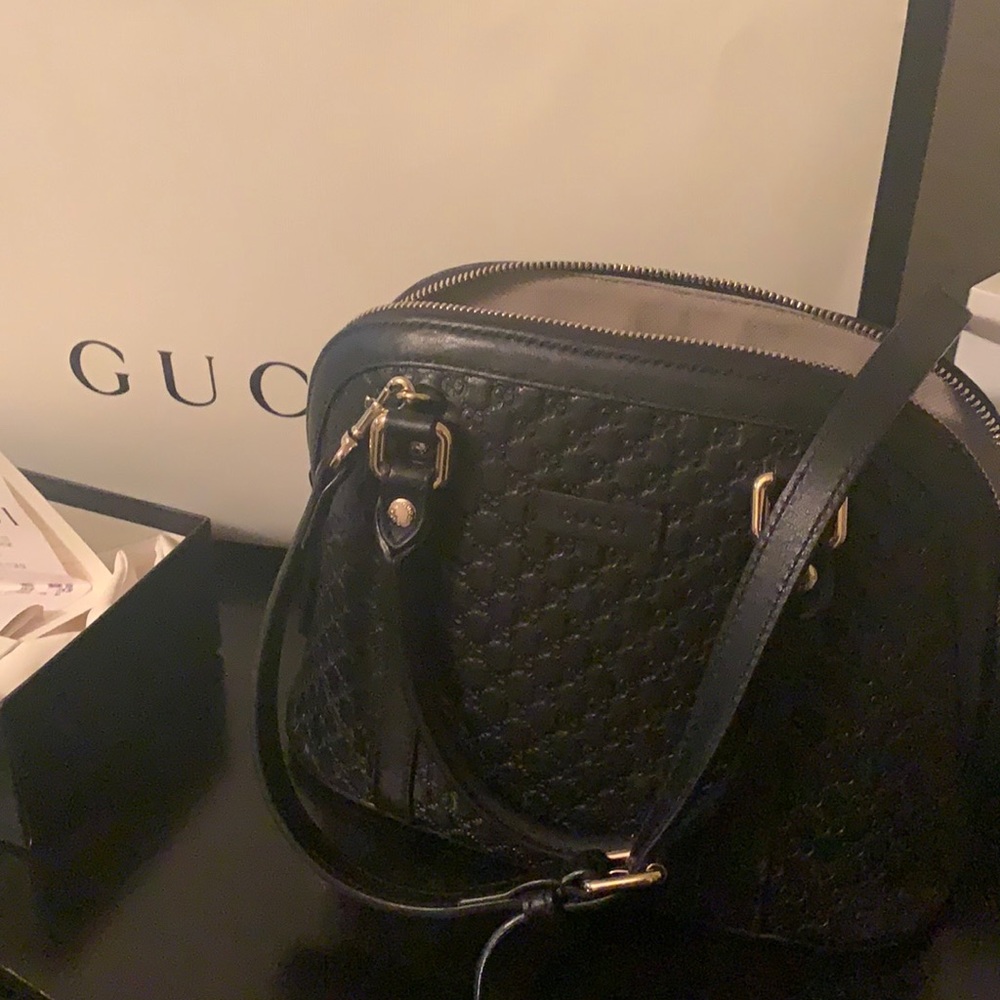 Black Gucci bag